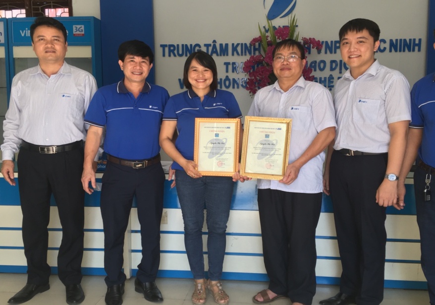 Công đoàn TTKD VNPT Bắc Ninh động viên tinh thần chiến binh xanh Công đoàn TTKD VNPT Bắc Ninh động viên tinh thần chiến binh xanh